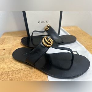 GUCCI Leather Thong Sandal with Double G with Original Box